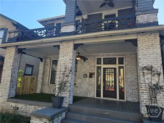 309 E 37th Street, Savannah, GA 31401