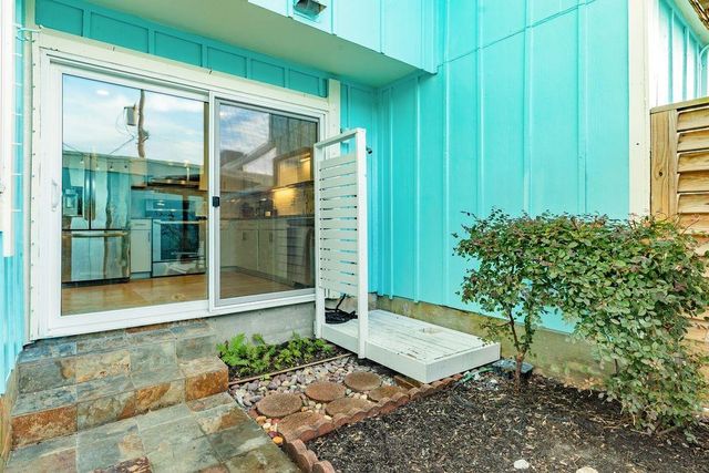 7516 Stewart Road, Galveston, TX 77551