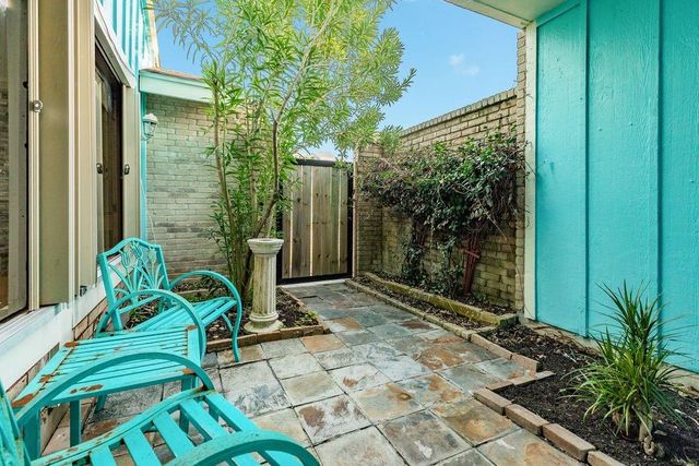 7516 Stewart Road, Galveston, TX 77551