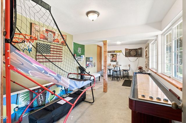 767 Jess Way, Grants Pass, OR 97526
