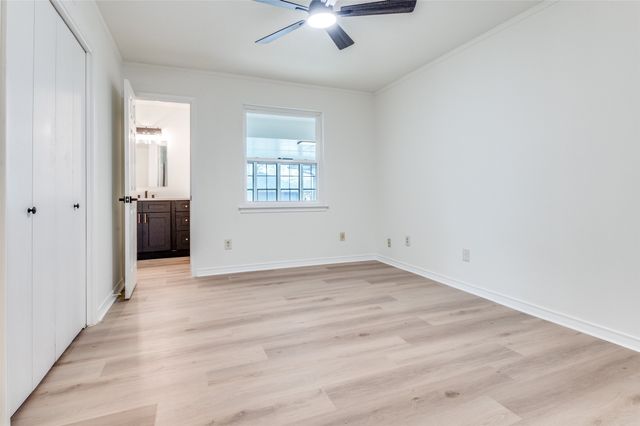 2224 Reynoldston Lane, Dallas, TX 75232