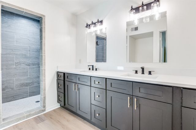 2224 Reynoldston Lane, Dallas, TX 75232