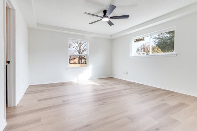 2224 Reynoldston Lane, Dallas, TX 75232