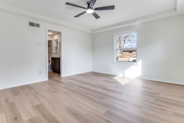 2224 Reynoldston Lane, Dallas, TX 75232