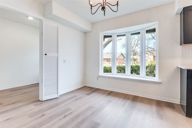 2224 Reynoldston Lane, Dallas, TX 75232