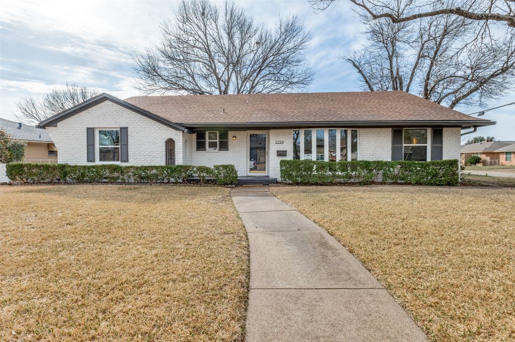 2224 Reynoldston Lane, Dallas, TX 75232