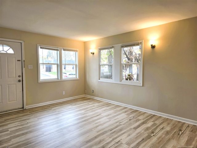 1501 Whiting Street, Wyoming, MI 49509