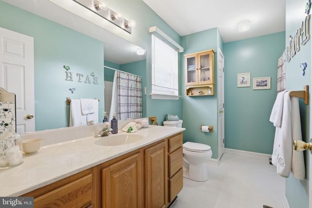 2 FREEDOM WAY, Upper Chichester, PA 19061