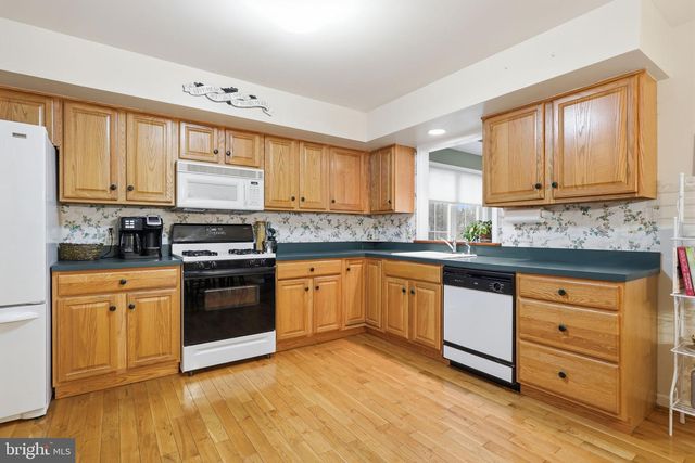 2 FREEDOM WAY, Upper Chichester, PA 19061