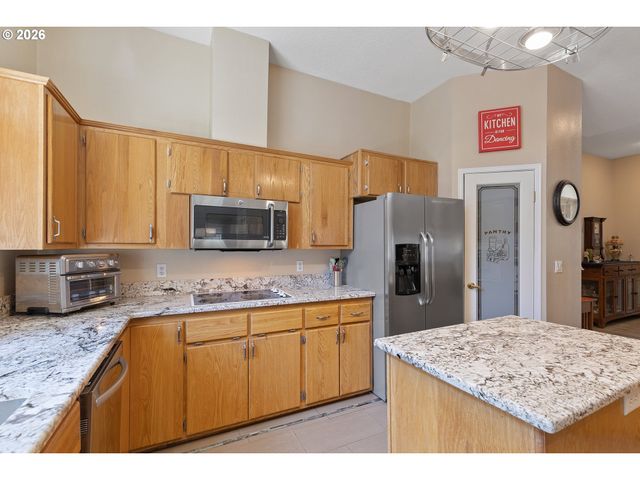 17468 Nw SHADY FIR Loop 11, Beaverton, OR 97006