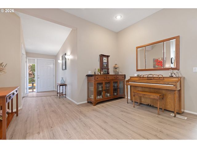 17468 Nw SHADY FIR Loop 11, Beaverton, OR 97006