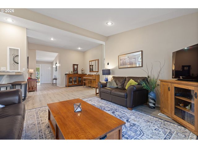 17468 Nw SHADY FIR Loop 11, Beaverton, OR 97006