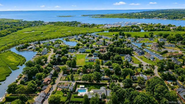 21 Princess, Oakdale, NY 11769