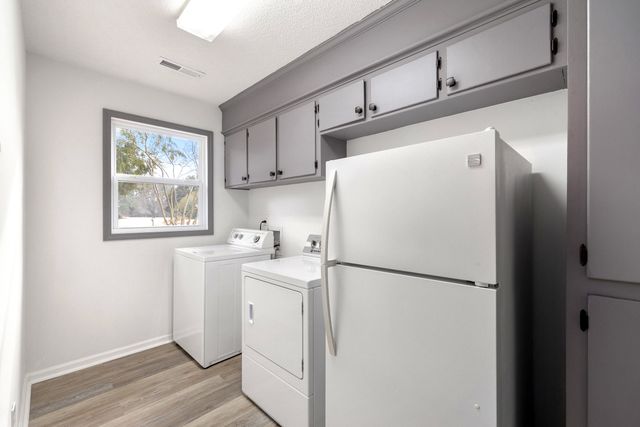 1208 Heritage Drive, Manning, SC 29102