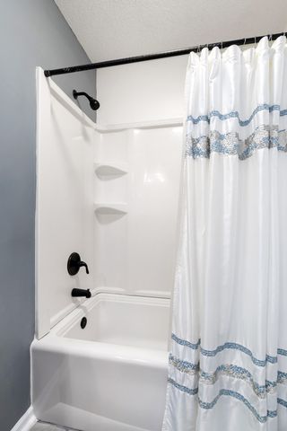 1208 Heritage Drive, Manning, SC 29102