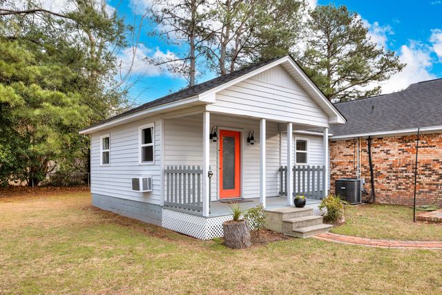 1208 Heritage Drive, Manning, SC 29102