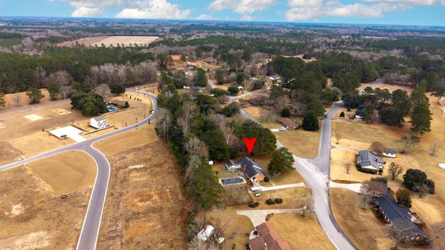 1208 Heritage Drive, Manning, SC 29102