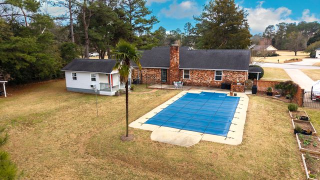1208 Heritage Drive, Manning, SC 29102