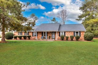 1208 Heritage Drive, Manning, SC 29102