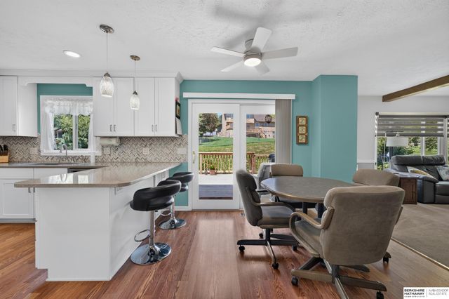 14124 Cedar Circle, Omaha, NE 68144