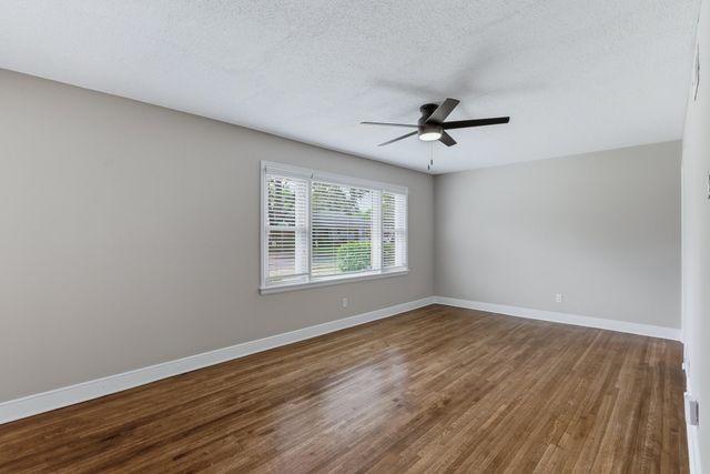 312 N FERNWAY RD, Memphis, TN 38117