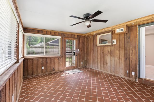 312 N FERNWAY RD, Memphis, TN 38117