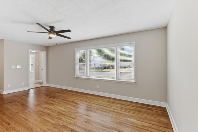 312 N FERNWAY RD, Memphis, TN 38117