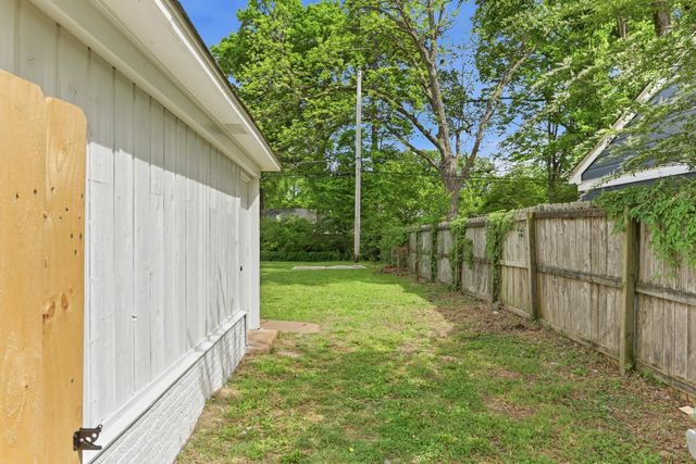 312 N FERNWAY RD, Memphis, TN 38117