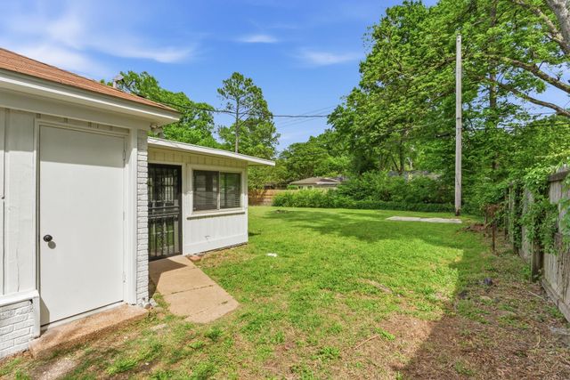 312 N FERNWAY RD, Memphis, TN 38117