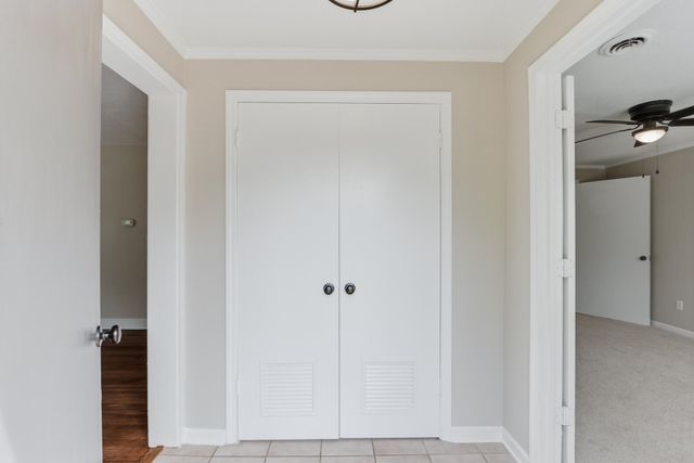 312 N FERNWAY RD, Memphis, TN 38117