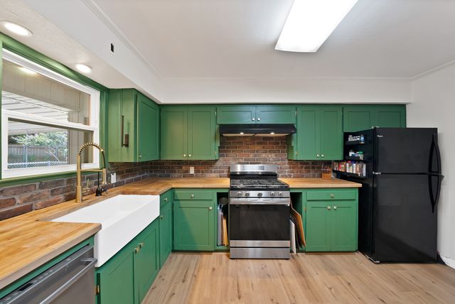 6800 Hightower Street, Fort Worth, TX 76112