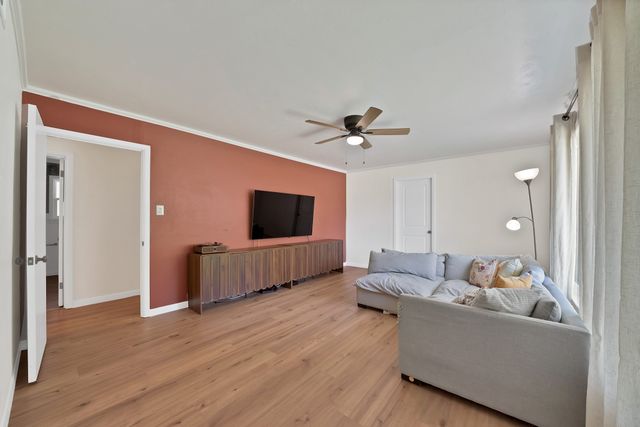 6800 Hightower Street, Fort Worth, TX 76112