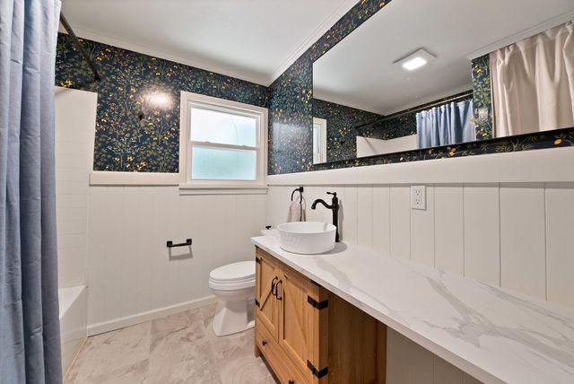 6800 Hightower Street, Fort Worth, TX 76112
