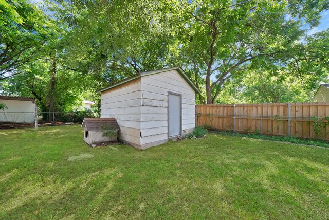 6800 Hightower Street, Fort Worth, TX 76112