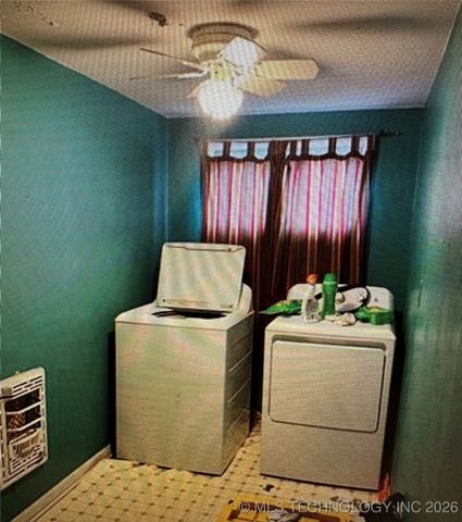 1002 E 3rd Street, Okmulgee, OK 74447