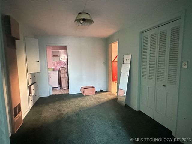 1002 E 3rd Street, Okmulgee, OK 74447