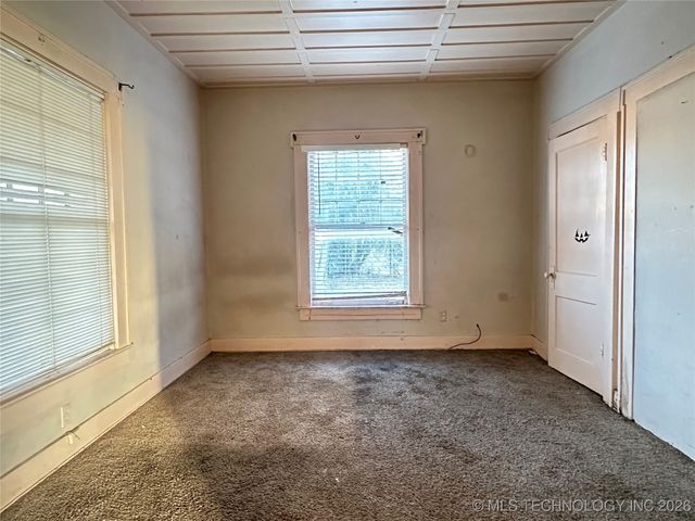 1002 E 3rd Street, Okmulgee, OK 74447