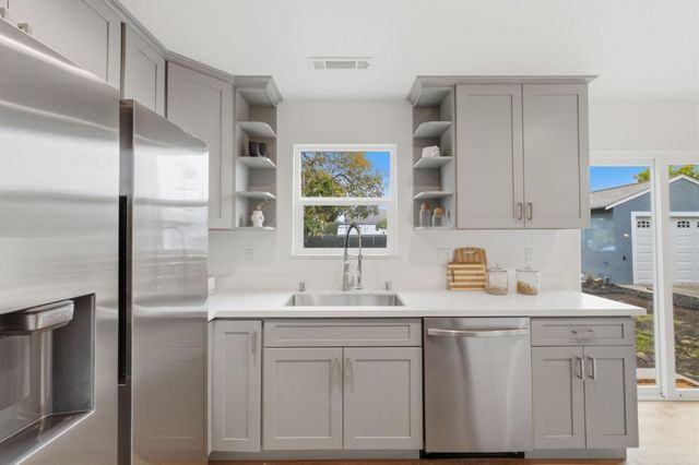 15967 Paseo Del Campo, San Lorenzo, CA 94580