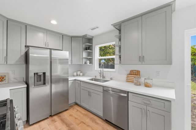 15967 Paseo Del Campo, San Lorenzo, CA 94580