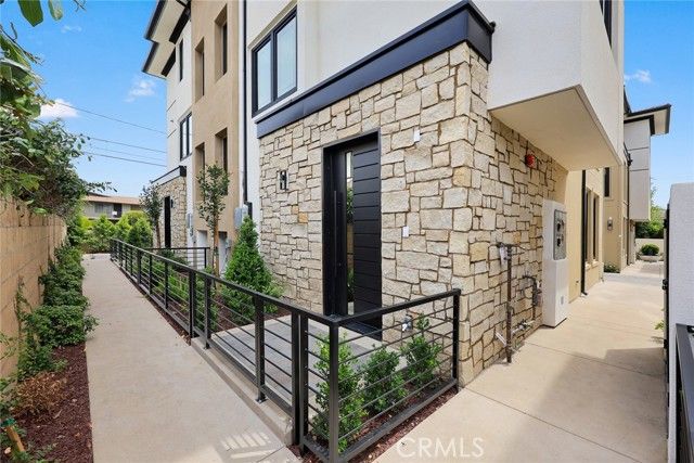 828 Sunset B, Arcadia, CA 91007