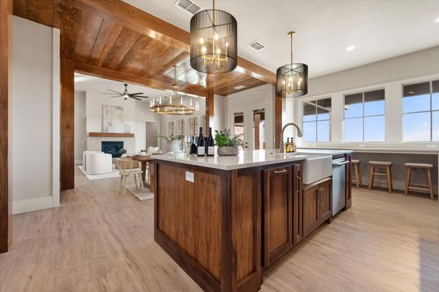 1105 Savannah Drive, New Home, TX 79383