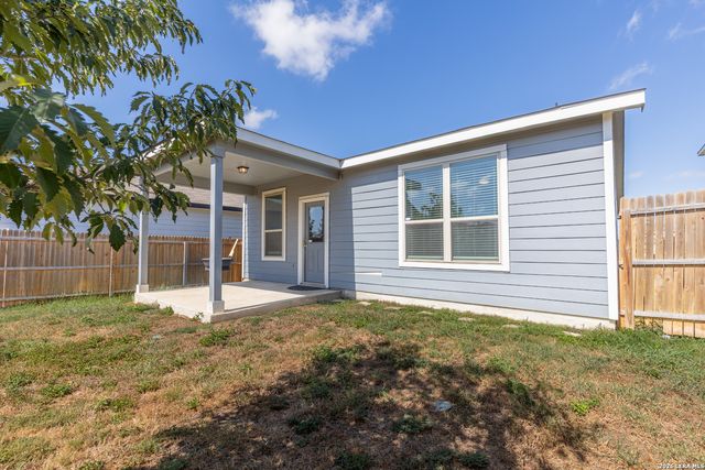 10110 Jardin Verde, San Antonio, TX 78224