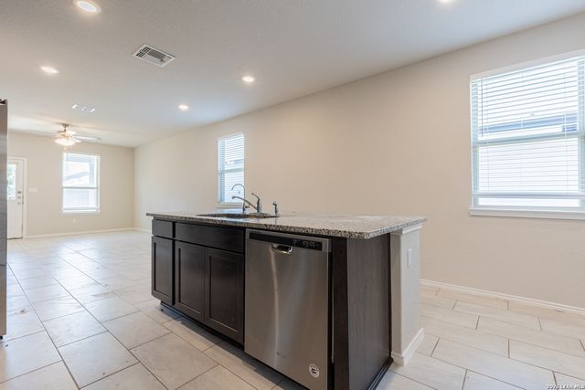 10110 Jardin Verde, San Antonio, TX 78224