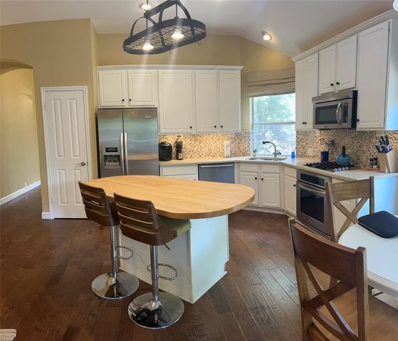 5401 Apache Creek CV, Austin, TX 78735