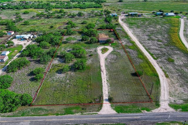 1582 W Fm 738, Orange Grove, TX 78372