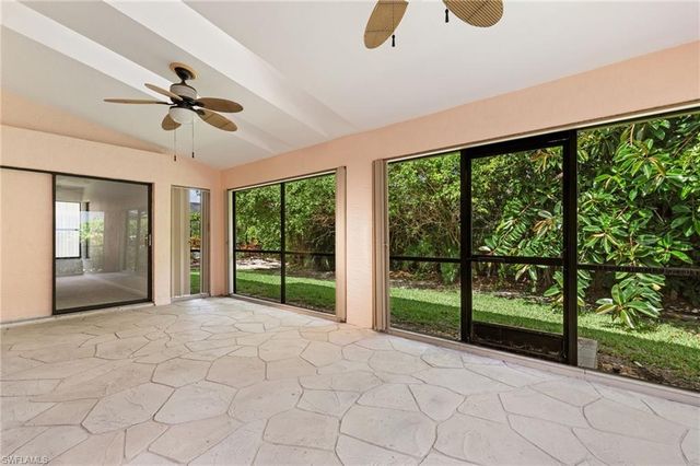 441 Countryside DR, Naples, FL 34104