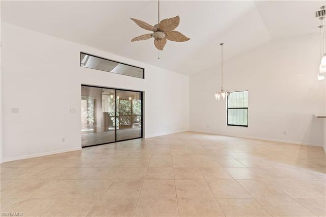 441 Countryside DR, Naples, FL 34104