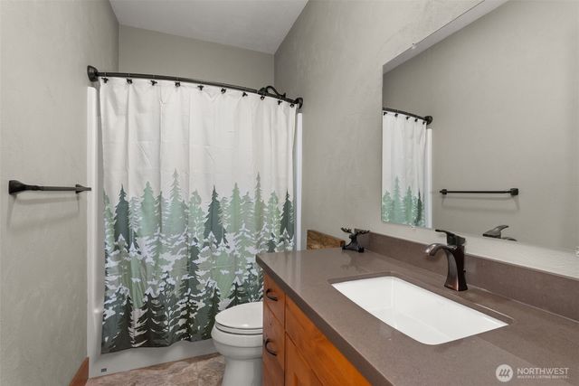 4780 E Brockdale Road, Shelton, WA 98584