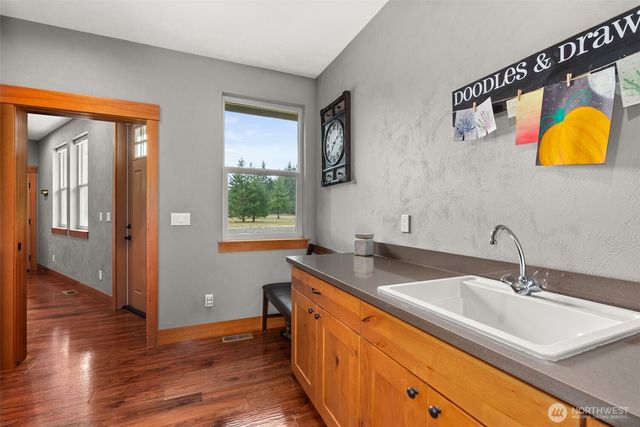 4780 E Brockdale Road, Shelton, WA 98584