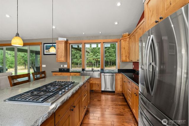 4780 E Brockdale Road, Shelton, WA 98584